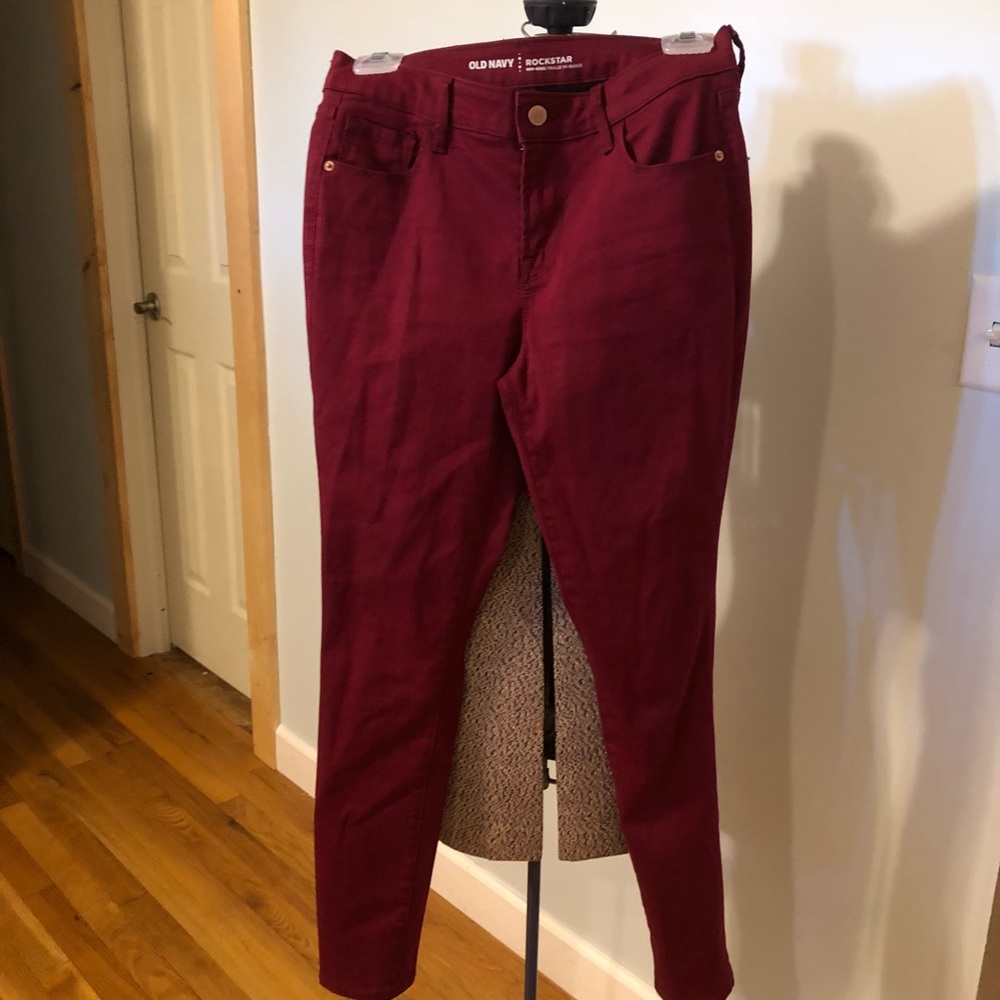 Rockstar Skinny Jeans In Raspberry Size 6